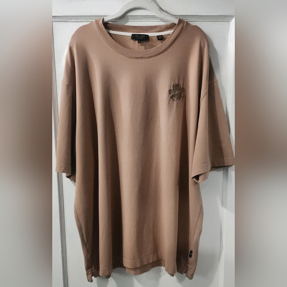 Ted Baker London Men's Short Sleeve Tee in Taupe size:6 - XL